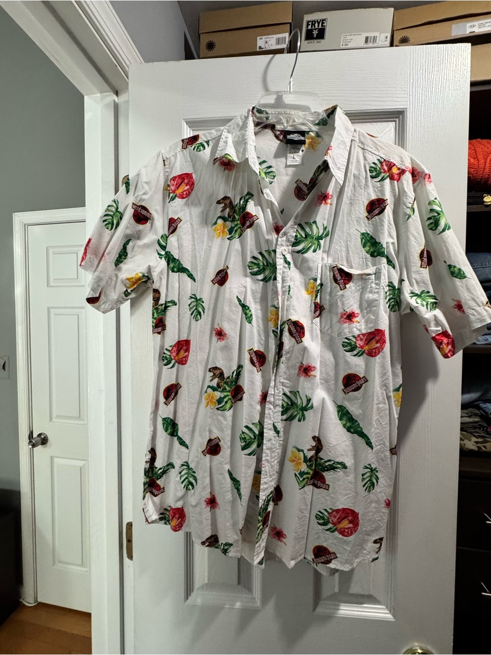 Jurassic Park White Tropical Print Short Sleeve Button-Down Shirt - Picture 6 of 6